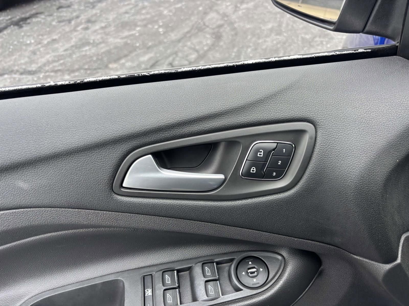 Used 2013 Ford Escape Titanium w/ Parking Technology Pkg image 14