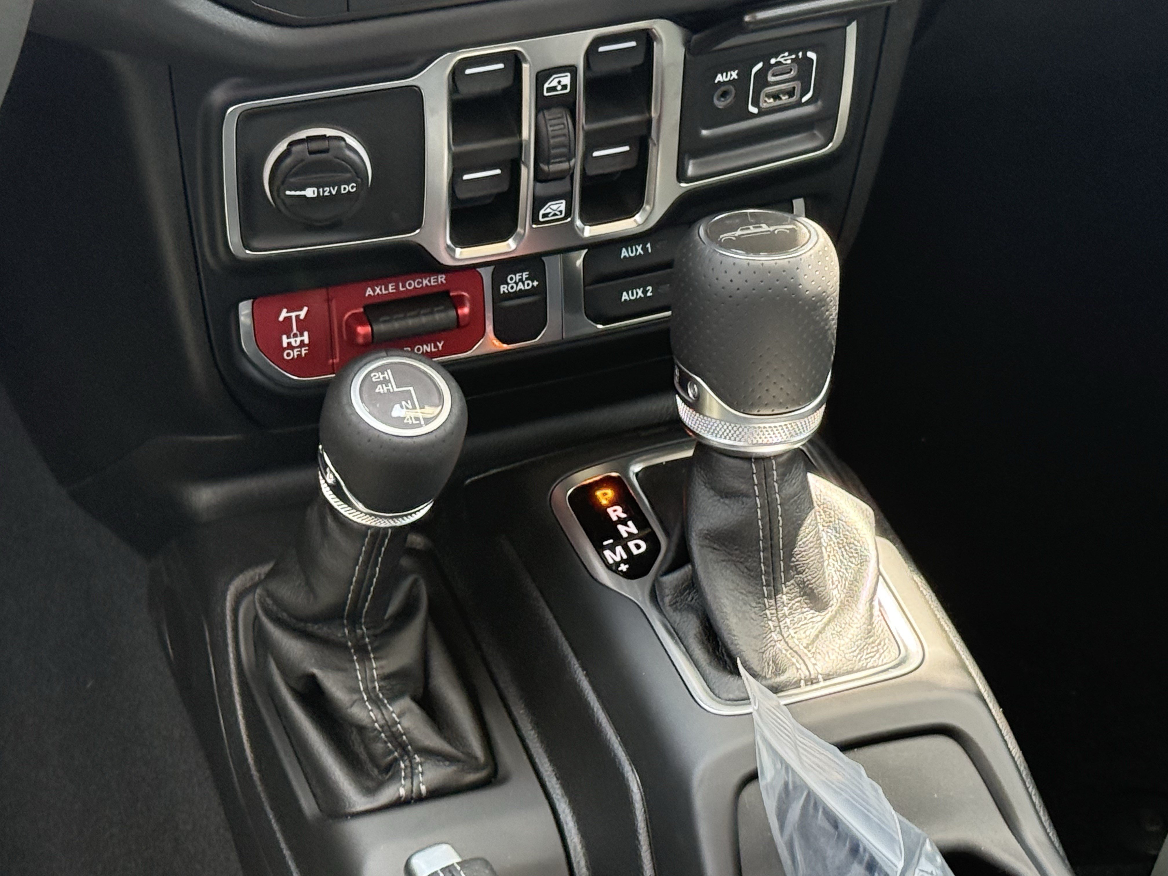 New 2026 Jeep Gladiator Mojave AWD/4WD image 13