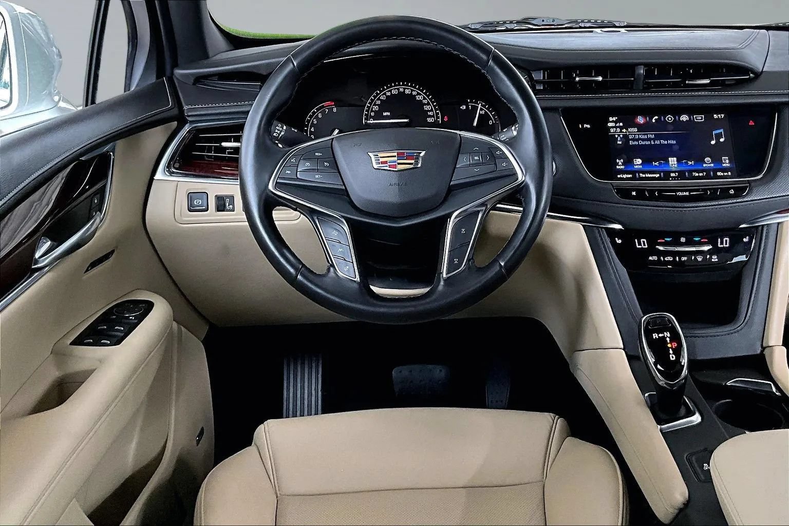 Used 2019 Cadillac XT5 Luxury FWD image 8