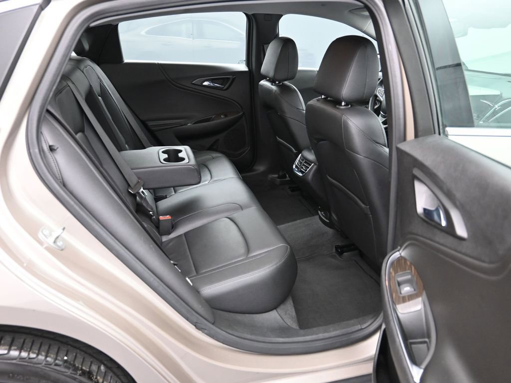 Used 2024 Chevrolet Malibu LT image 25