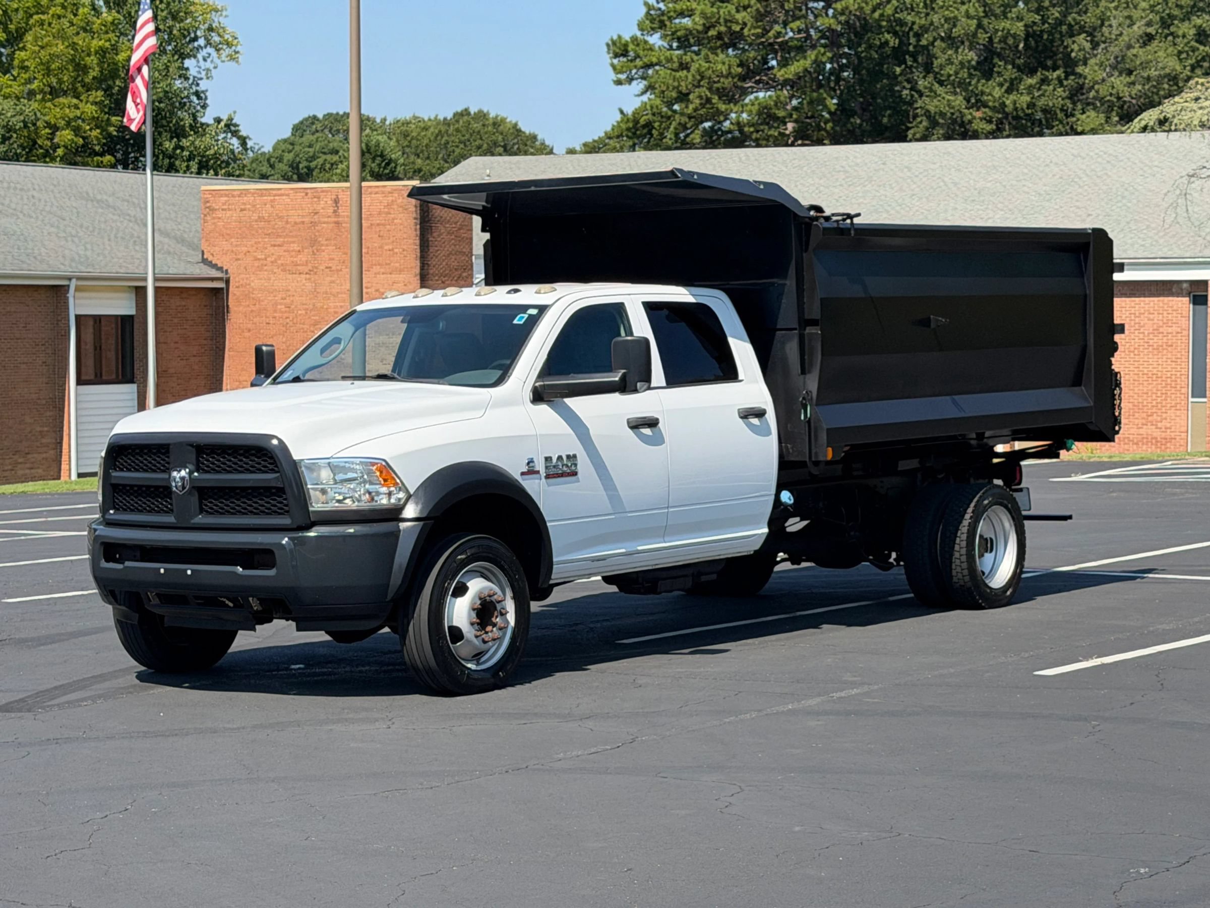 Used 2014 RAM 5500 Tradesman w/ Ambulance Prep Group AWD/4WD image 3