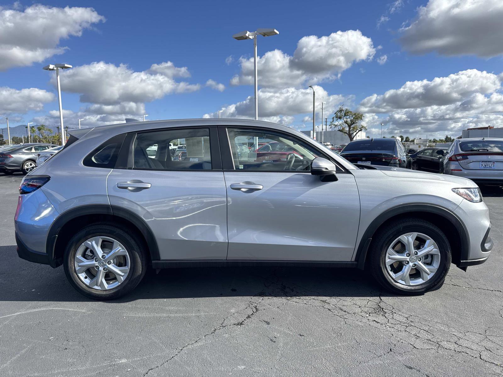 Certified 2023 Honda HR-V LX image 6