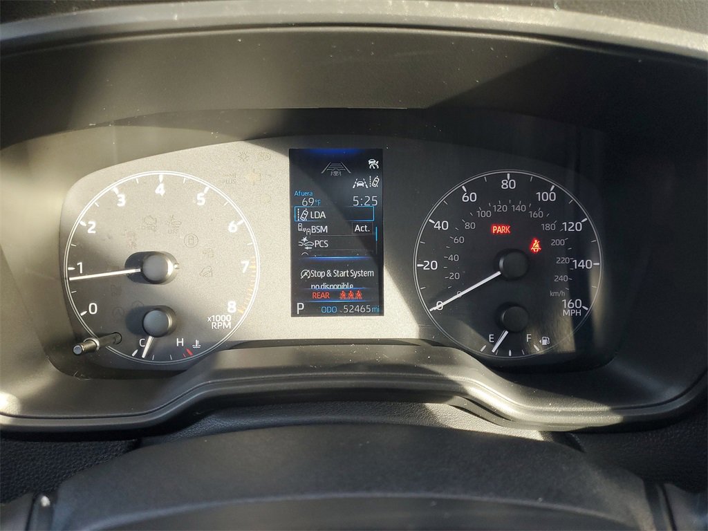 Certified 2023 Toyota Corolla Cross LE image 24