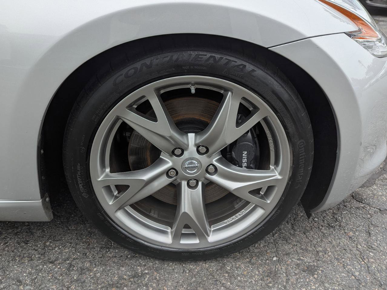 Used 2010 Nissan 370Z Touring w/ Sport Pkg RWD image 45