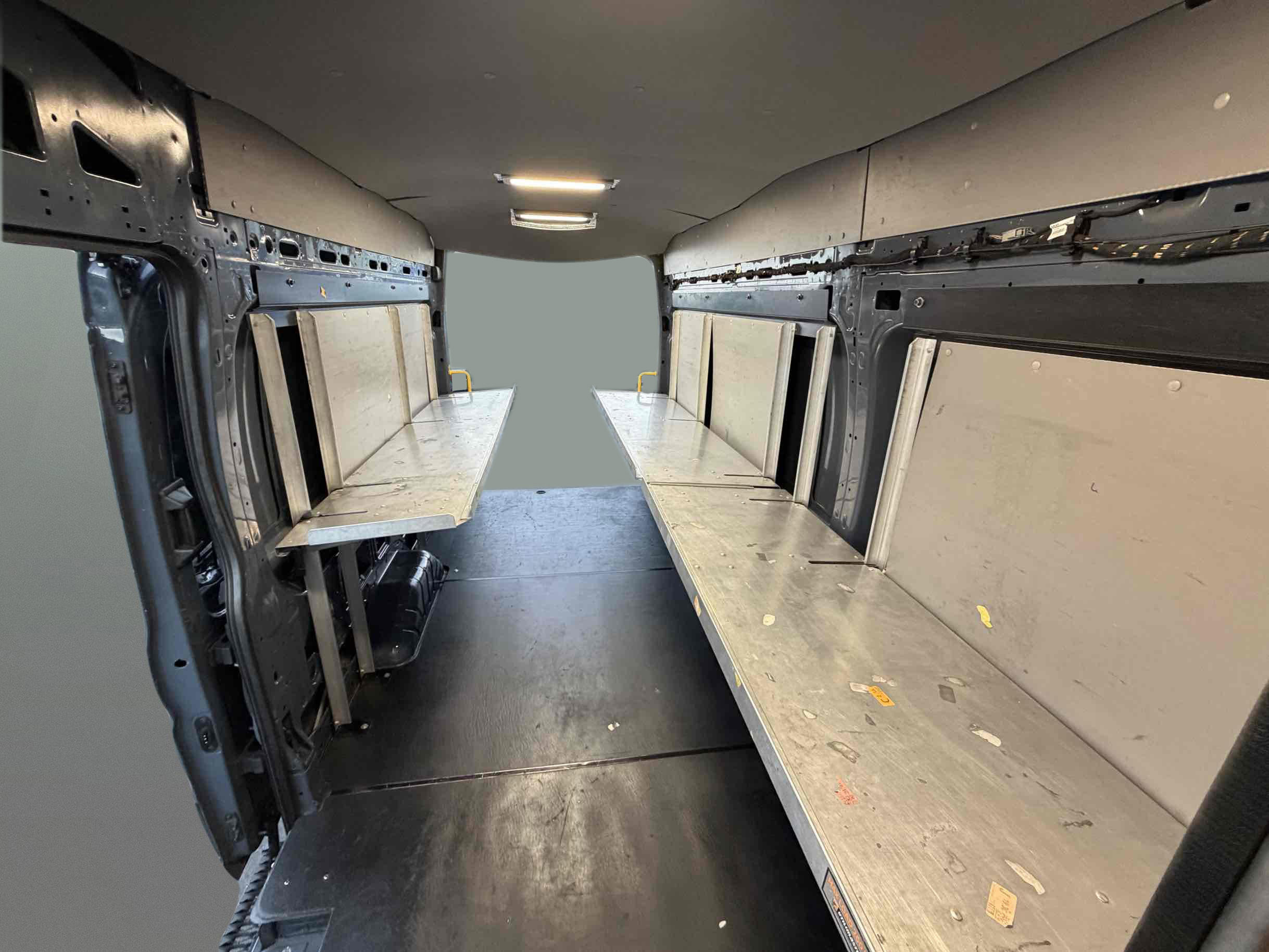 Used 2019 Ford Transit 250 148 High Roof Extended RWD image 12
