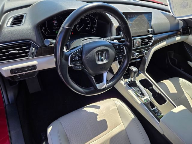 Used 2018 Honda Accord Touring image 13