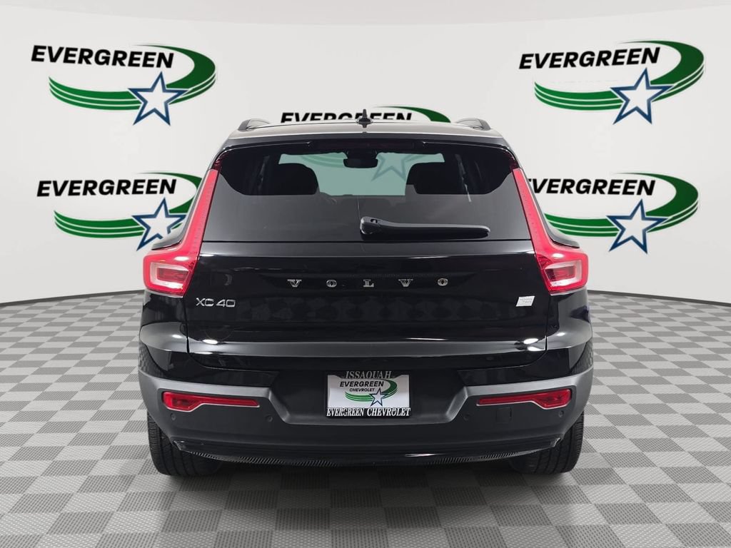 Used 2023 Volvo XC40 Recharge Plus w/ Protection Package Premier AWD/4WD image 6