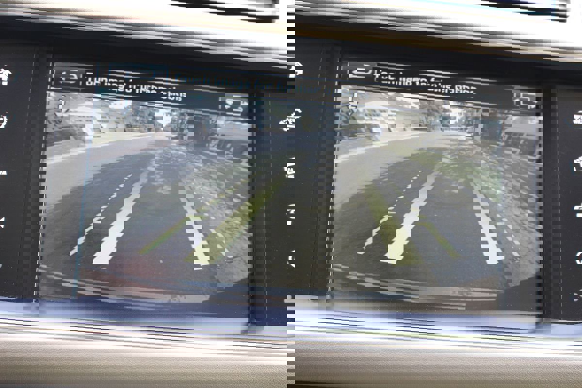 Used 2016 Land Rover Range Rover Supercharged AWD/4WD image 48