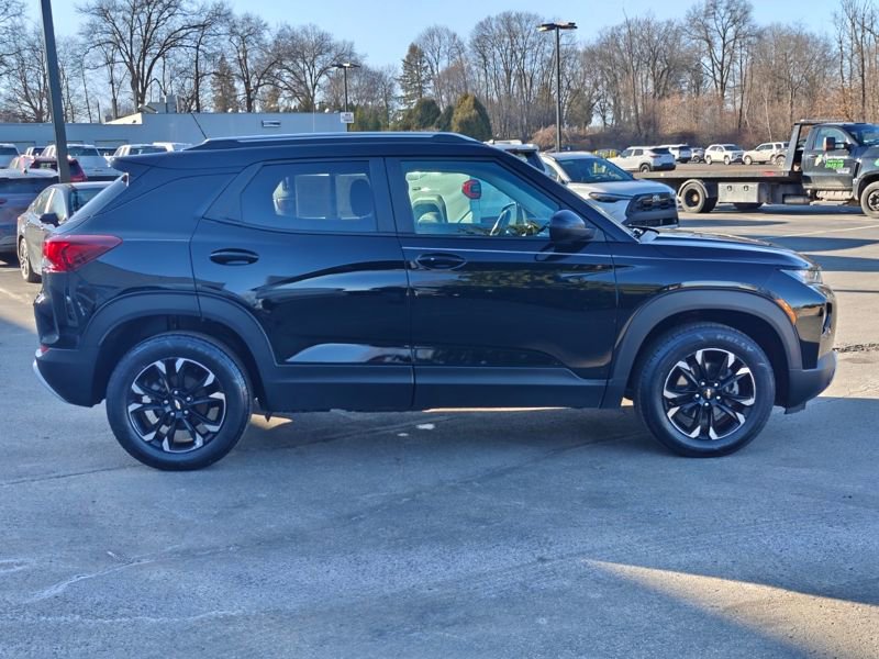 Used 2022 Chevrolet TrailBlazer LT image 4