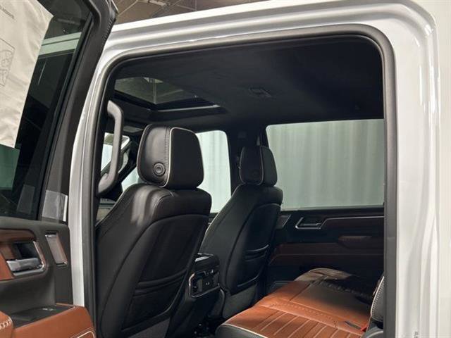 New 2025 GMC Sierra 2500 Denali Ultimate w/ Max Trailering Package image 24