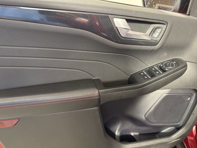 Used 2024 Ford Escape ST-Line image 15