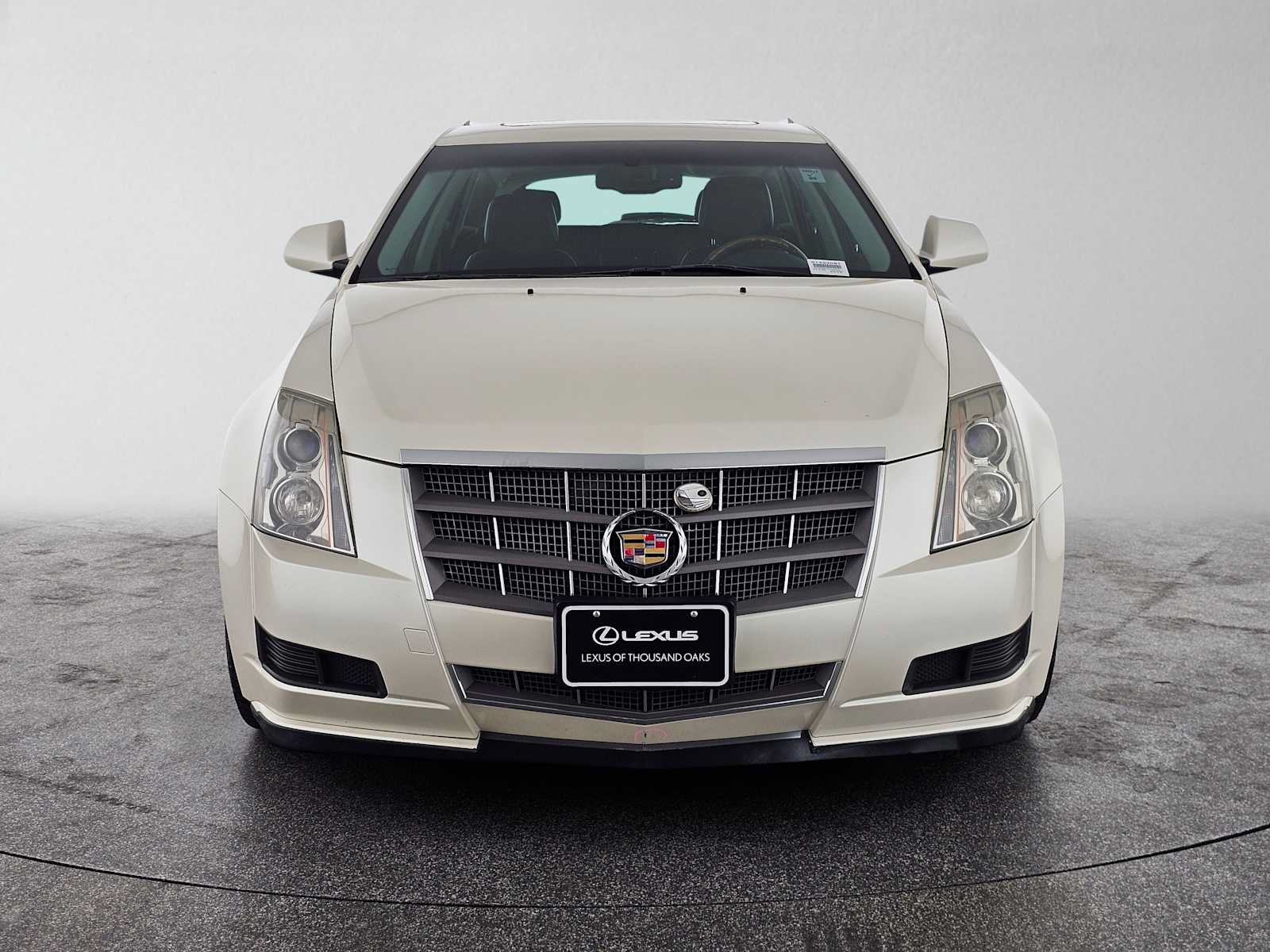 Used 2010 Cadillac CTS Luxury RWD image 8