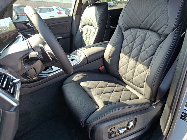 New 2026 BMW X7 xDrive40i w/ M Sport Package image 10