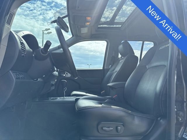 Used 2020 Nissan Frontier PRO-4X AWD/4WD image 11