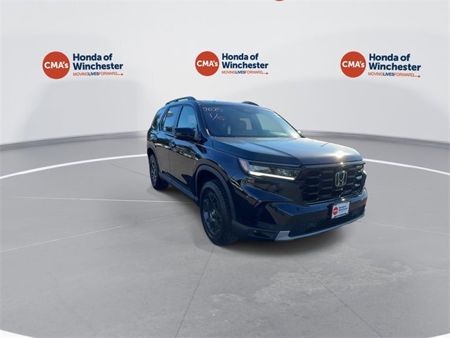 New 2025 Honda Pilot TrailSport image 12