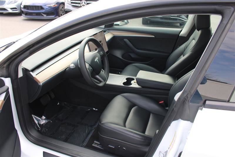 Used 2023 Tesla Model 3 Standard Range image 10