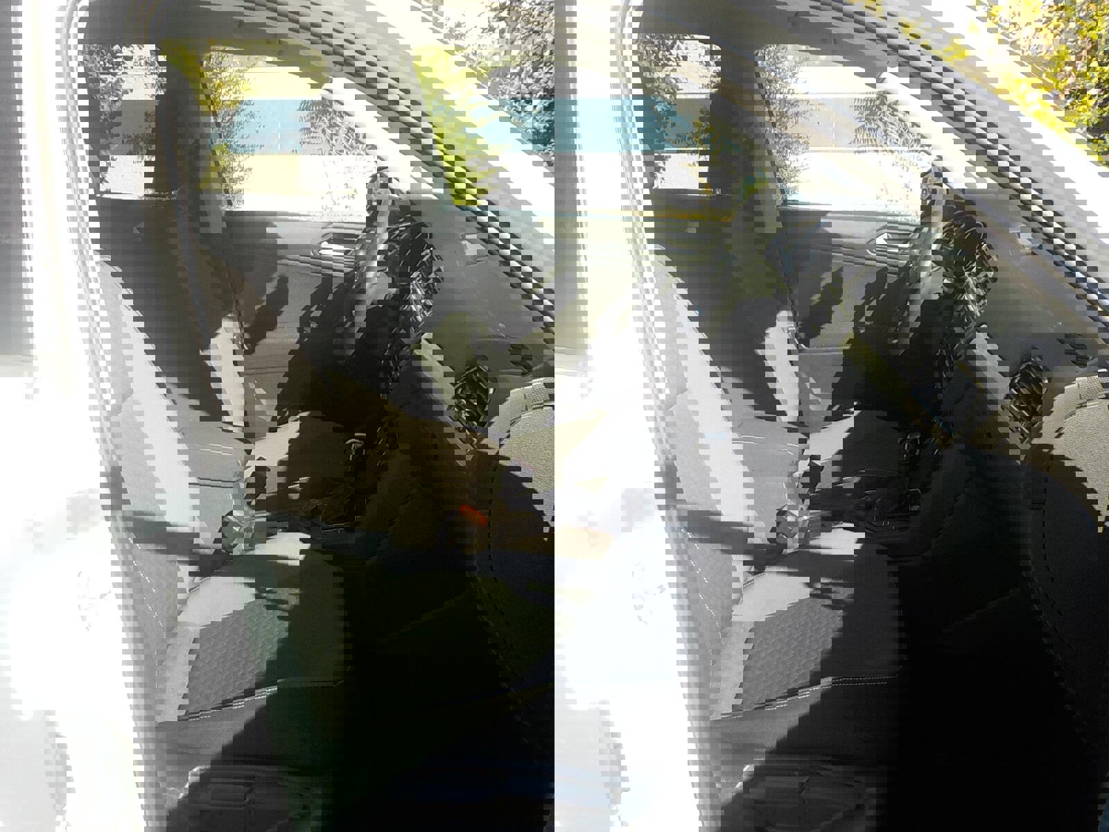 Used 2021 Volkswagen Tiguan S image 15