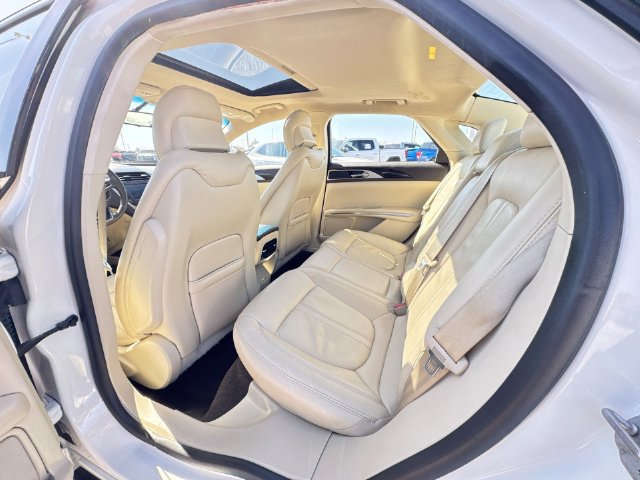 Used 2013 Lincoln MKZ FWD image 22