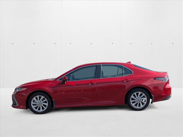 Used 2023 Toyota Camry LE image 5