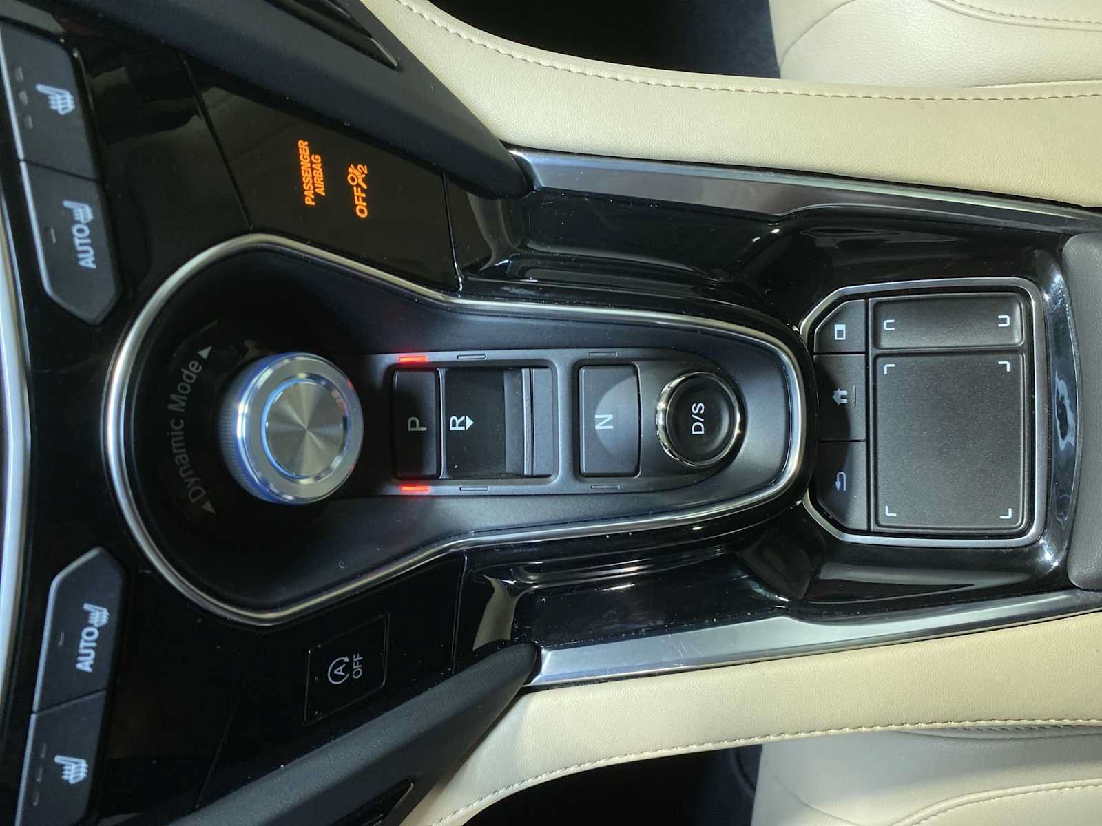 Certified 2024 Acura RDX SH-AWD image 17