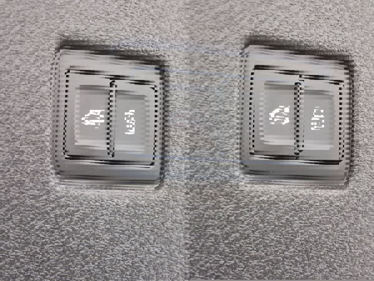 Used 2021 Audi SQ8 Premium Plus w/ Luxury Package image 35