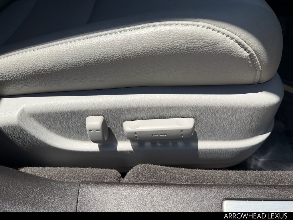 Used 2020 Acura TLX V6 FWD image 15
