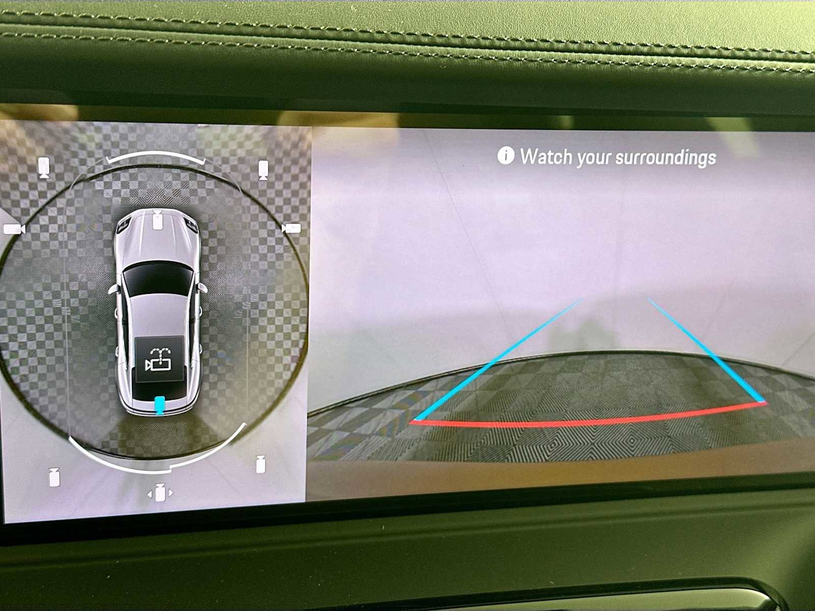 New 2025 Porsche Panamera 4 image 19