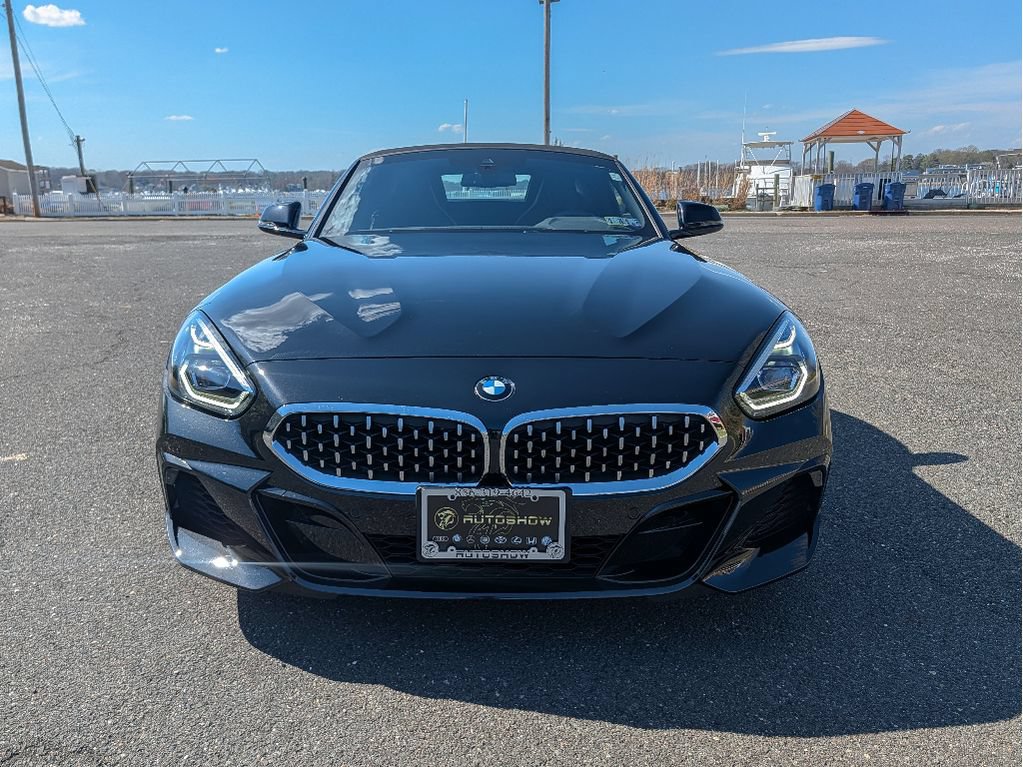 Used 2019 BMW Z4 sDrive30i w/ M Sport Package RWD image 2