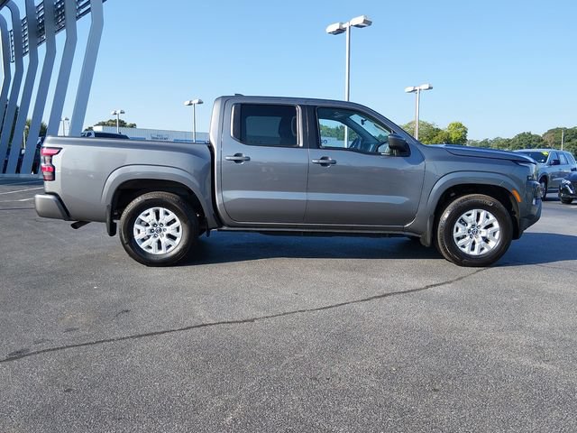 Used 2024 Nissan Frontier SV w/ SV Convenience Package RWD image 2