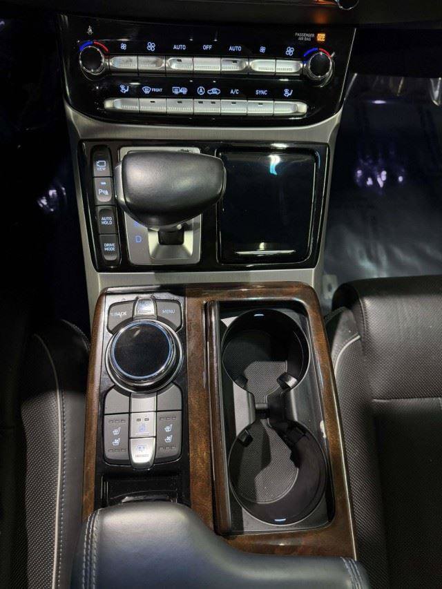Used 2019 Genesis G90 5.0 Ultimate RWD image 32