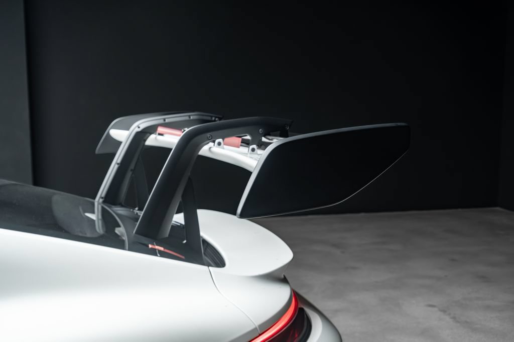 Used 2023 Porsche 911 GT3 RS w/ Weissach Package RWD image 22