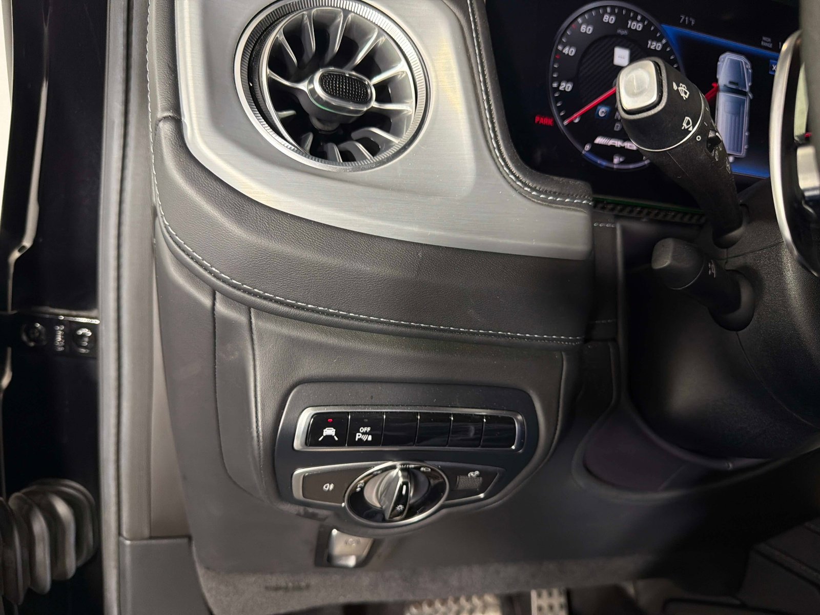 Used 2022 Mercedes-Benz G 63 AMG Squared image 42