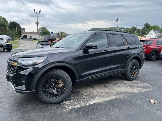 New 2026 Ford Explorer Tremor AWD/4WD image 2