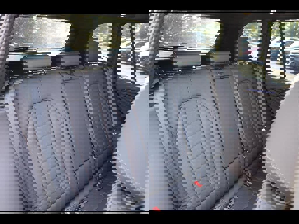 Used 2023 BMW X3 M40i w/ Premium Package image 9