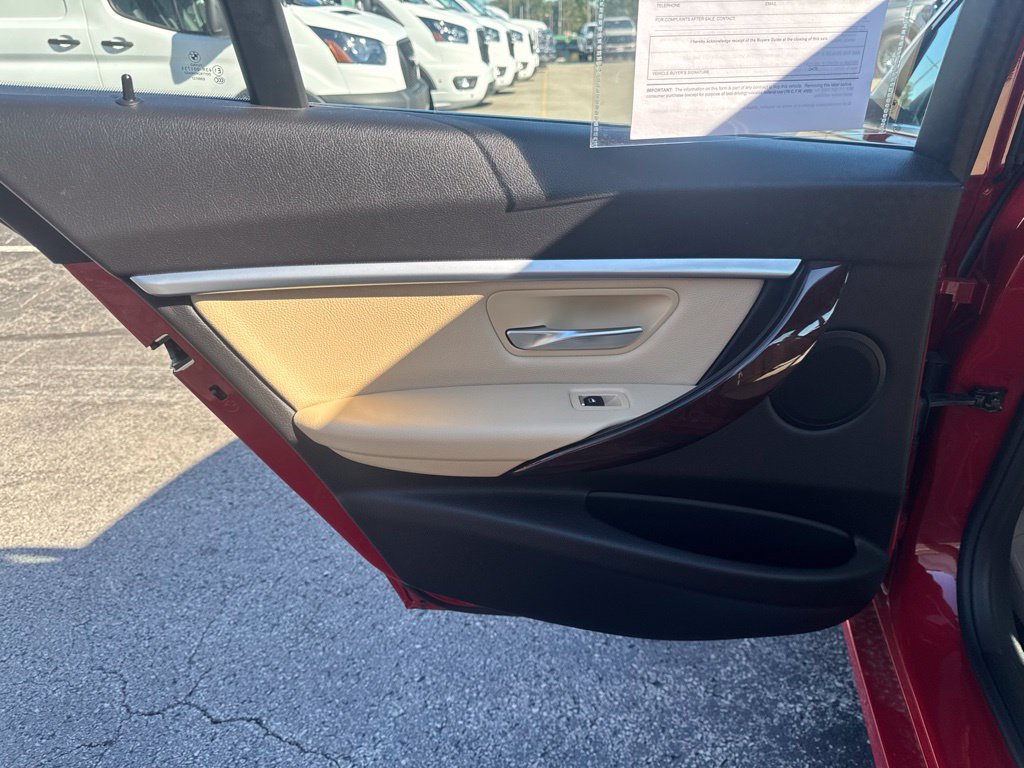 Used 2018 BMW 330i xDrive Sedan AWD/4WD image 33