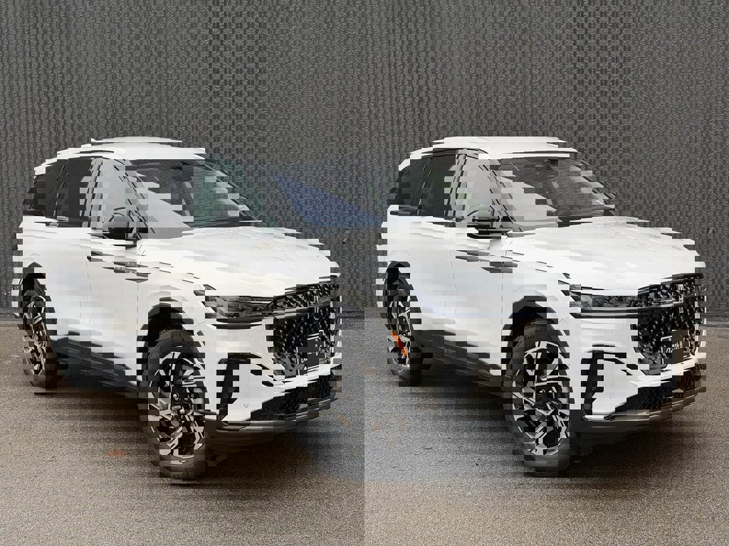 New 2026 Lincoln Nautilus Premier w/ Jet Appearance Package image 8