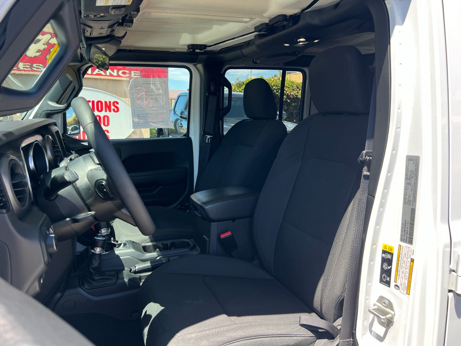 Used 2023 Jeep Wrangler Unlimited w/ Convenience Group AWD/4WD image 15