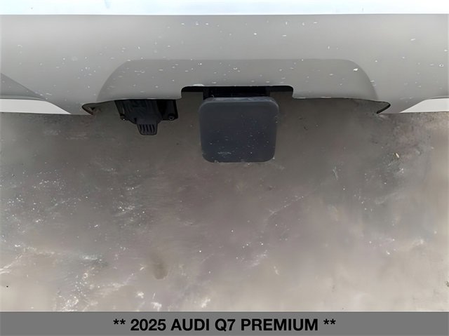 New 2025 Audi Q7 3.0T Premium image 9