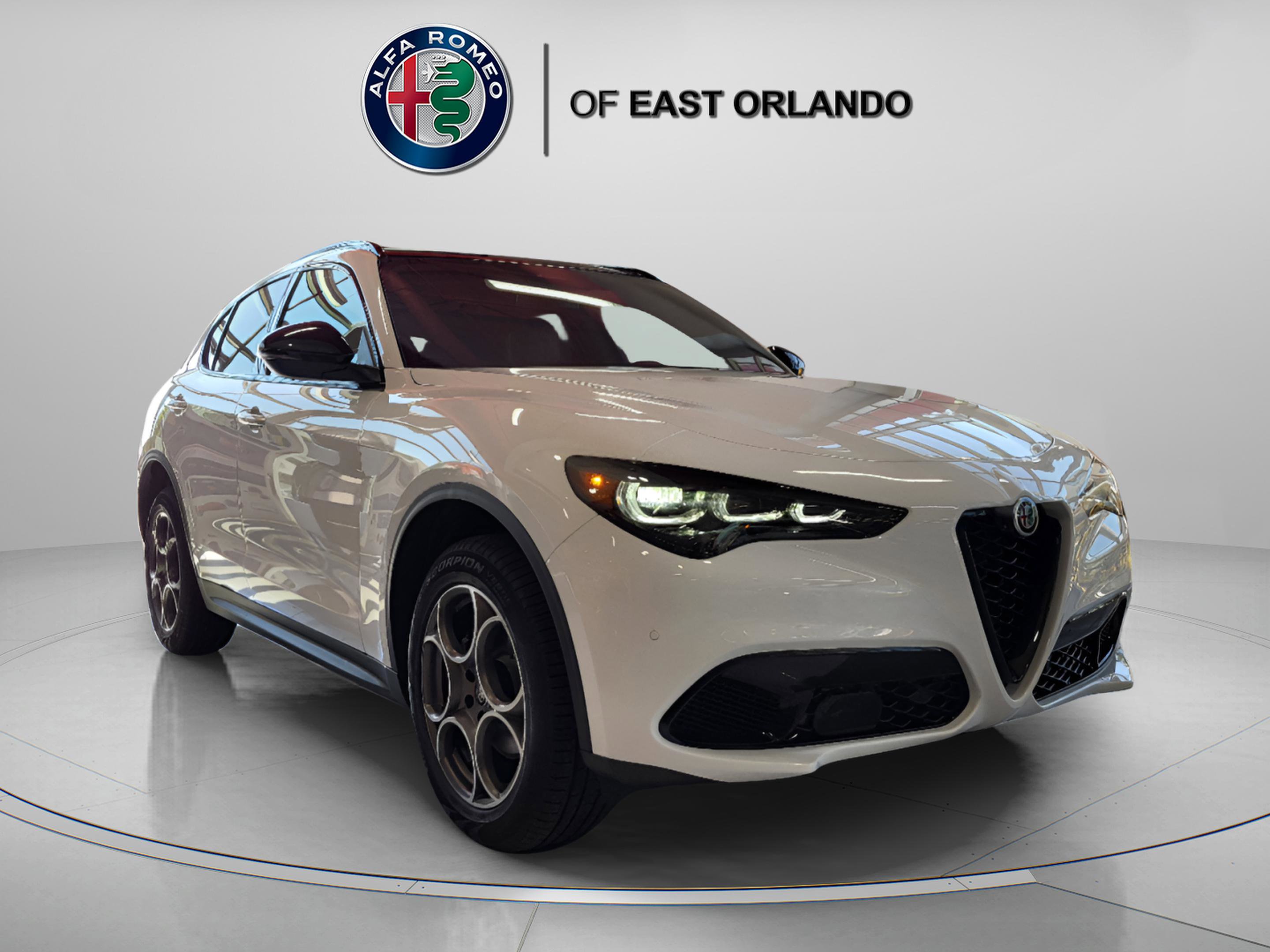 New 2025 Alfa Romeo Stelvio Sprint