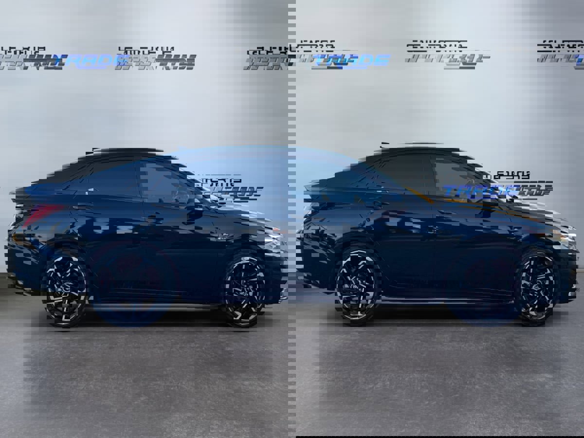 Used 2023 Hyundai Elantra N Line image 4