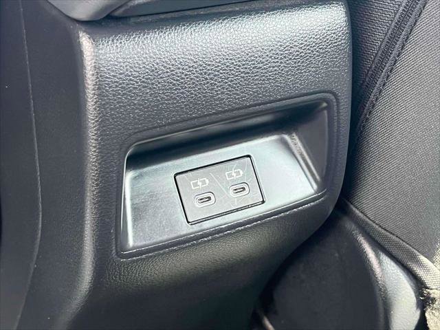 Certified 2024 Toyota Corolla SE image 17