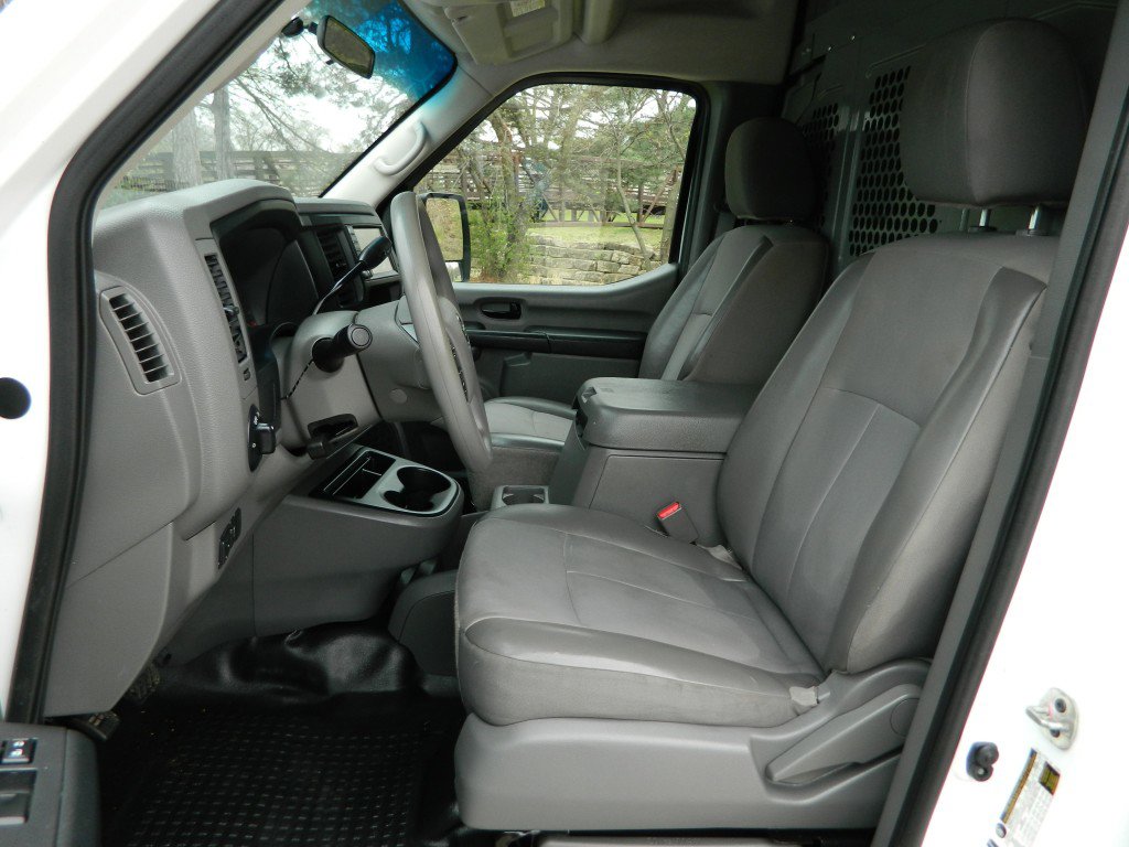 Used 2020 Nissan NV 2500 SV RWD image 14