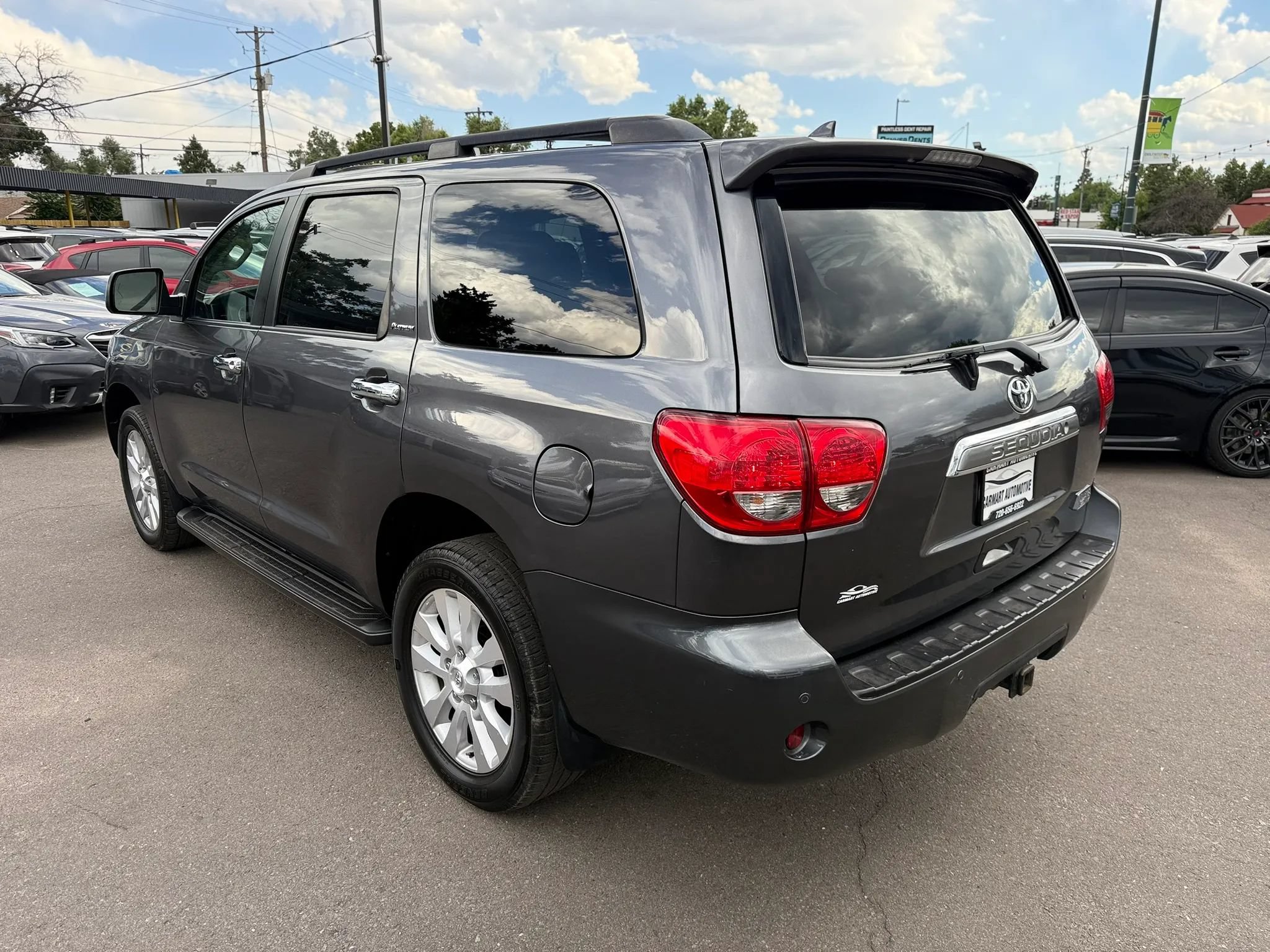 Used 2017 Toyota Sequoia Platinum AWD/4WD image 7