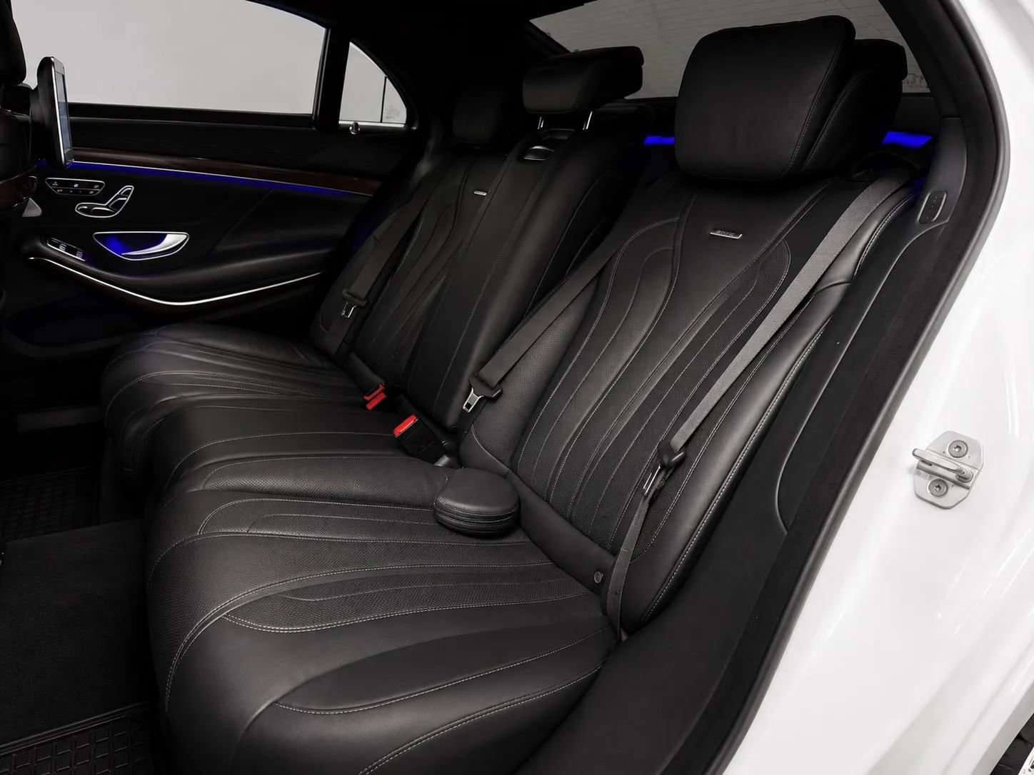 Used 2015 Mercedes-Benz S 63 AMG 4MATIC Sedan image 12