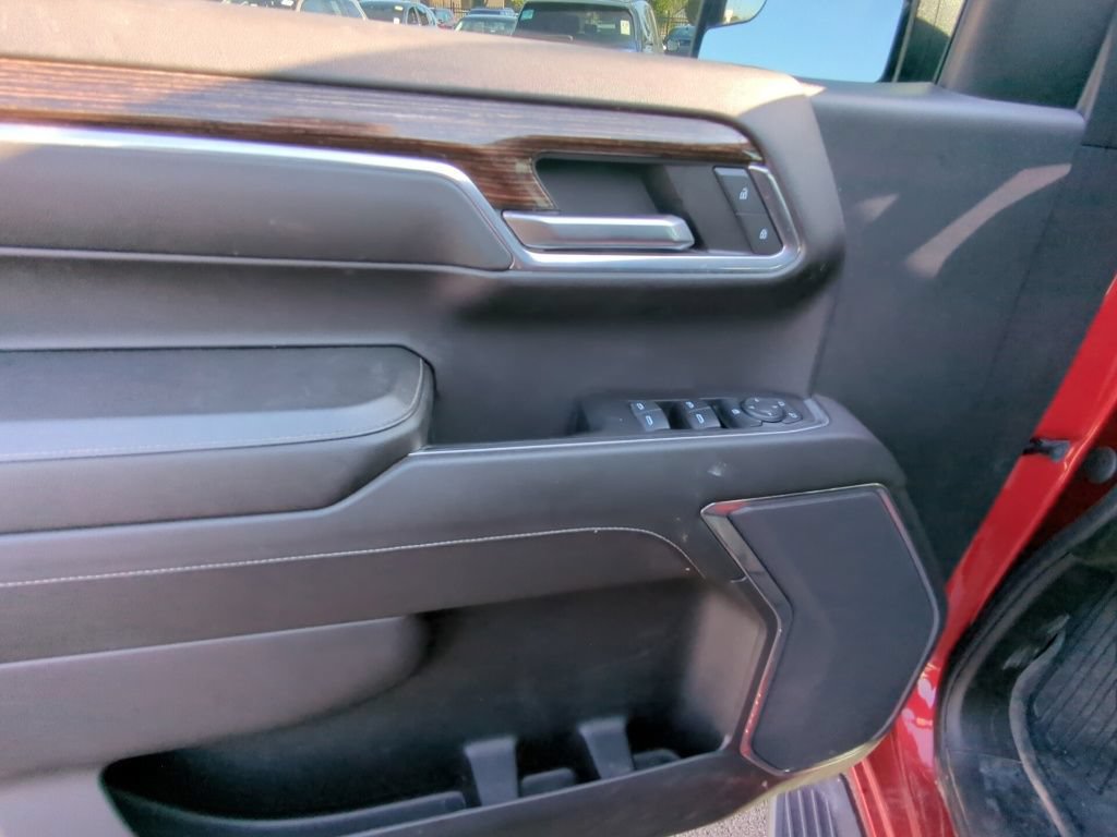 Used 2023 GMC Sierra 1500 Elevation AWD/4WD image 9