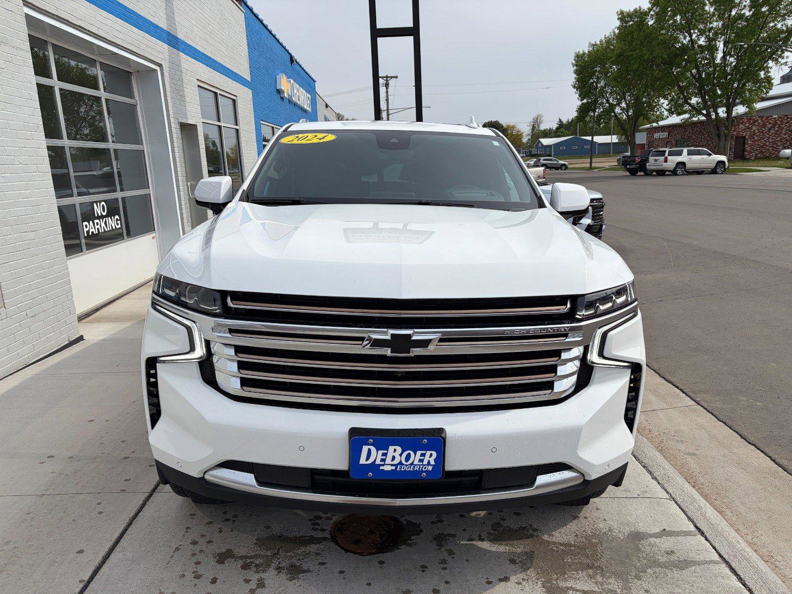 Used 2024 Chevrolet Tahoe High Country AWD/4WD image 7
