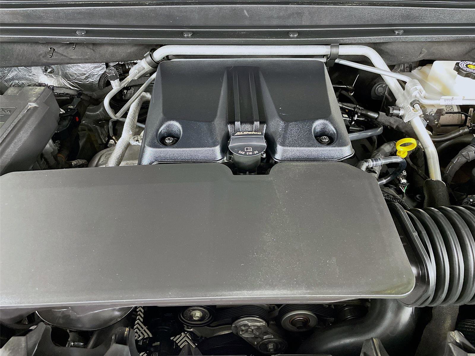 Used 2024 Chevrolet Colorado LT w/ LT Convenience Package image 32