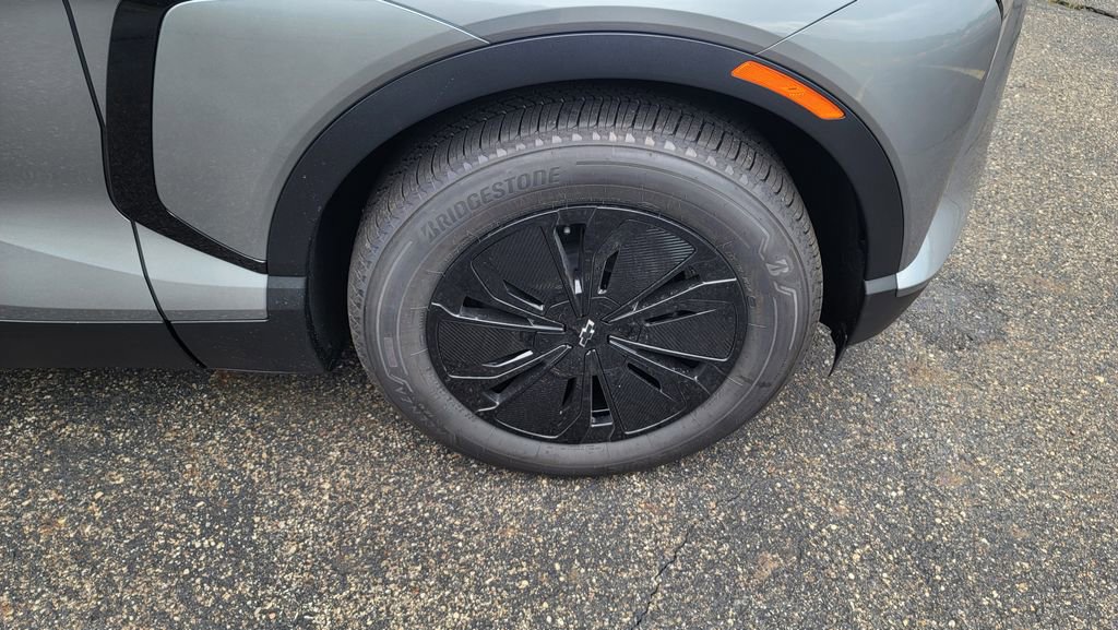 New 2025 Chevrolet Blazer EV LT image 15