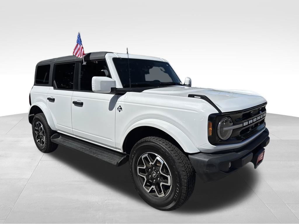 Used 2026 Ford Bronco Outer Banks AWD/4WD image 9