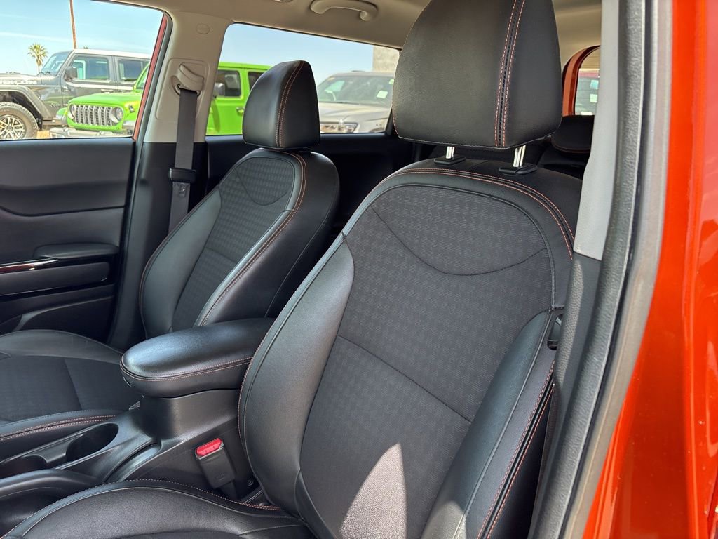 Used 2018 Kia Soul ! w/ Tech Package FWD image 11
